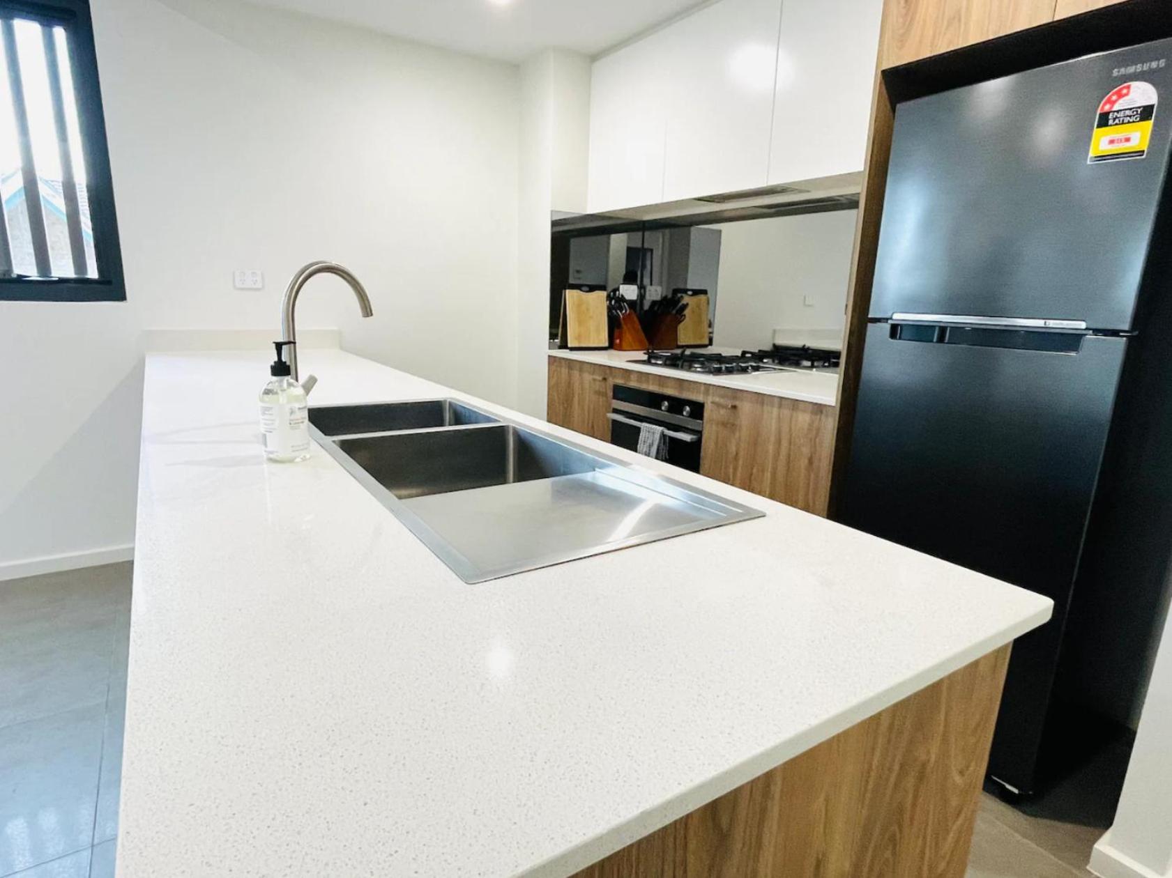 Spr Serivce Apartment Parramatta 3 Bedrooms, 2 Carspaces Sydney Exterior photo